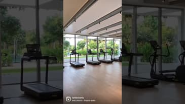 My last morning of 2022. I wanted to end it right so went for an early morning stroll.