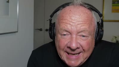 Compound Growth in a Finite World