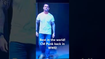 CM PUNk! Best in the world! Back in WWE!
