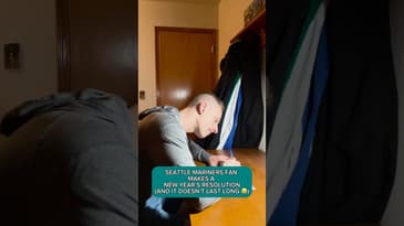 Mariners Fan Writes New Years Resolution (And It Doesn’t Last Long 😂) #shorts #baseball  #mariners