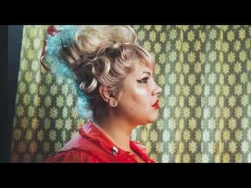 Episode 295  Shannon Shaw of Shannon and the Clams