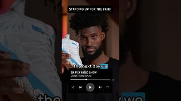 Standing vs Kneeling During the National Athem