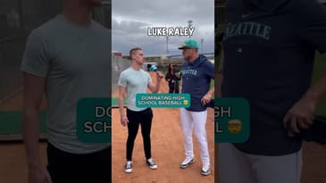 MLB Slugger Would DOMINATE High School Baseball Season 👀 #shorts #baseball #seattle #mariners #pnw
