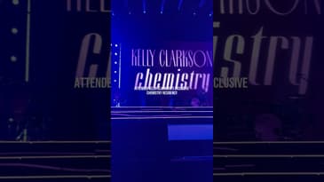 Kelly Clarkson Live! Exclusive performance in Las Vegas #popmusic #kellyclarkson