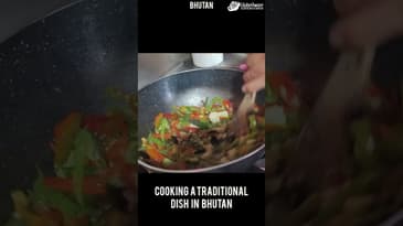 WHAT'S THIS TASTY BHUTAN DISH!? UNIQUE BHUTAN WITH GLOBE AWARE! TRAVEL 2023