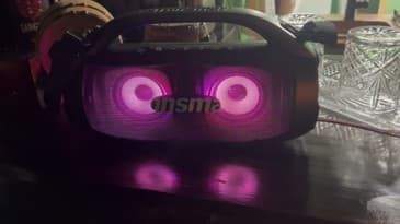 Tronsmart Bang SE Bluetooth speaker - Power On LED Light Show