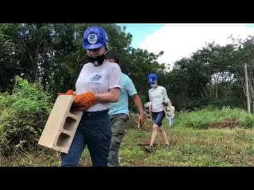 Our Founder At Work! ( Corporate Group In Mexico with Globe Aware - Nov. 2020 )