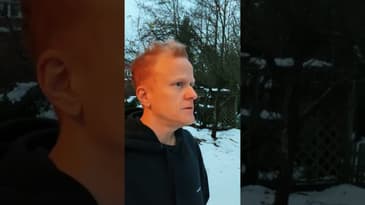 Ett halvtaskigt men ändå helt okej liv? Inga intressenter...