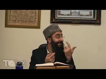 Who do you work for? —На кого ты работаешь?—