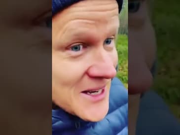 En avlägsen bekant till kungafamiljen i Arendal summerar för en vän...