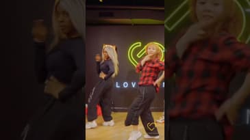 Dancing with K-Pop Idol MIN from MISS A #cctvpops #kpopcoverdance #xg_shootingstar