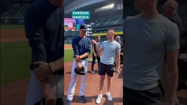 Mariners players want to meet some WILD people for dinner 🤯 #shorts #baseball #mlb #mariners