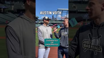 Famous Restaurant Gets Called OVERRATED By Major League Pitcher 👀 #shorts #baseball #mariners #pnw