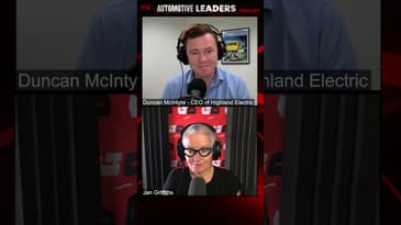 Adopting new leadership style #shorts