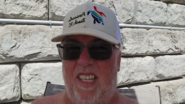 Good day on the pontoon boat at the sandbar. 