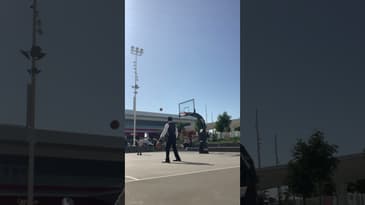 Pre-media routine. #thepullupbasketballpodcast #nipseyhussle #media