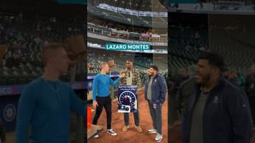 These players have some HILARIOUS teammates 😂☠️ #shorts #baseball #mlb #seattle #mariners #milb