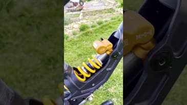 Loïc Bruni présente son prototype