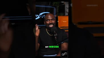 Using Airplane Mode Before Showing Pictures? LOL! Relatable!