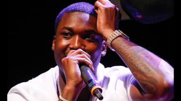 Meek Mill Goes In On Fan For Holding Up A Drake Sign At Concert