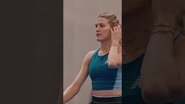 Former tennis star leverages her looks to elevate her career