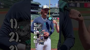 MLB Player Ranks The Top 5 Hairstyles On His Team 🤯 #shorts #baseball #mlb #seattle #mariners #pnw