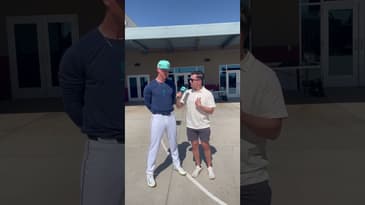 Mariners pitcher is NOT CONFIDENT in his hitting skills….. #mlb #mariners