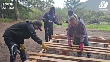 They Jumped Right into Action! South Africa with Globe Aware (CHG EVT Group)