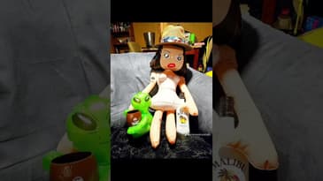 🍷☀️ Pour a drink, press play on *Kinks and Cocktails*, and let the mischief begin. Happy Saturday! 😉