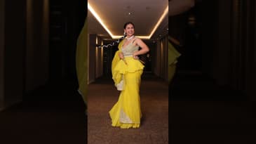 Navratri Day 5: 💛💛💛