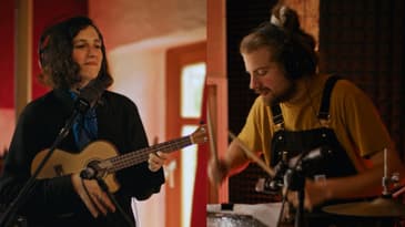 Hey Girl - Kami Maltz ft. Stefan Schneider (Live session)