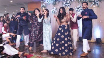 ChashmaRanjan Sangeet: my friend's dance to Gal Ban Gayi (Song 9)