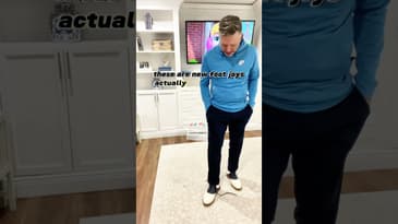 Self tying Golf shoes #magic #golf #golfpassion