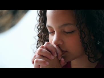 Powerful Prayers, Devotionals and Reflections to recognize the beauty and majesty of God's presence