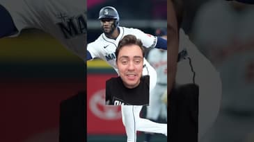 WHAT HAPPENED WITH VICTOR ROBLES?? #mlb #baseball #mariners