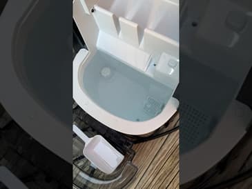 Setting up the Free Village Ice Maker