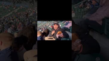 Check out THIS food at Mariners games #shorts #baseball #mlb #seattle #mariners #food #foodreview