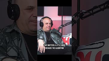 Don't pingeon hole yourself as an artist!