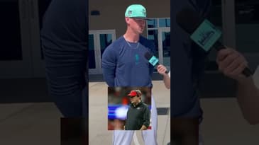 This Mariners pitcher has a CRAZY celebrity list he wants to watch him pitch #mariners #mlb