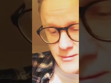 En av alla roliga killar på sociala medier...