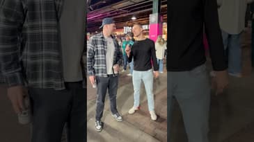 MARINERS FANS SHOW HOW MUCH THEY LOVE CAL RALEIGH 🥲