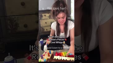 Another masterpiece from our favorite mom rockstar @bigmerla ! #short