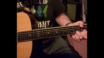 Guitar lessons made easy #Shorts #EasyGuitar #MusicLessons #Guitar #AcousticGuitar.