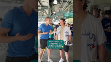Toronto Fan EXPECTED To See Shohei Ohtani Playing For The Blue Jays In Seattle 😳 #shorts #mariners