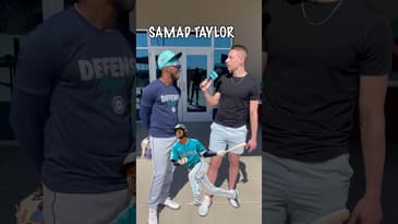 Imagine THIS Celebrity At A Baseball Game 😳 #shorts #baseball #seattle #mariners #marinersbaseball