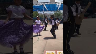 Childrens' Dance in Peru! Globe Aware ( Performance Clip One)