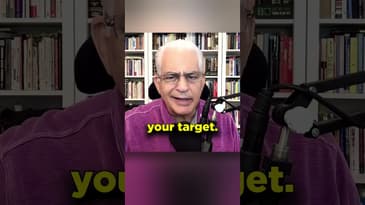 💸💸 You will fail if you make it about the money #bobburg #sales #salespodcast #bricksandrisk