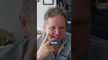 Adapting Your Playstyle to Your Teammate