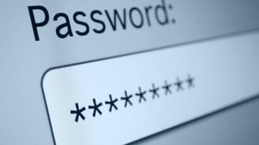 Should Your Boyfriend/Girlfriend Know All Of Your Passwords?