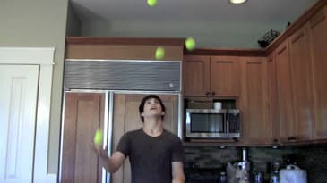 Juggle 5 Balls - Christian Juggling Video With A Gospel Message - Glorify God